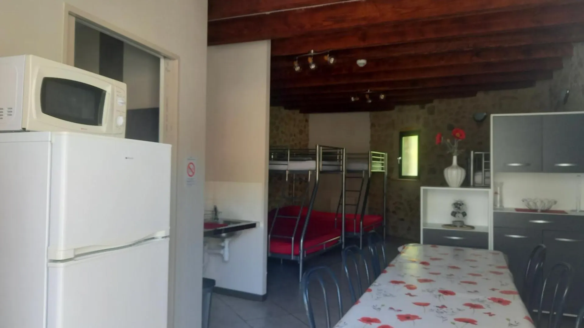 Mini-hôtel Gite D'Etape Le Code Bar Saint-Julien-Labrousse